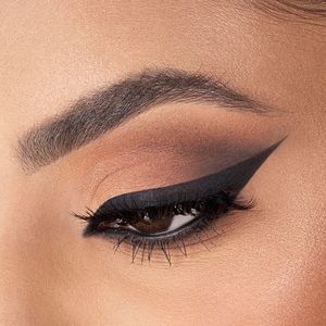 Too Faced-Kitty Likes To Scratch Eye Shadow Palette